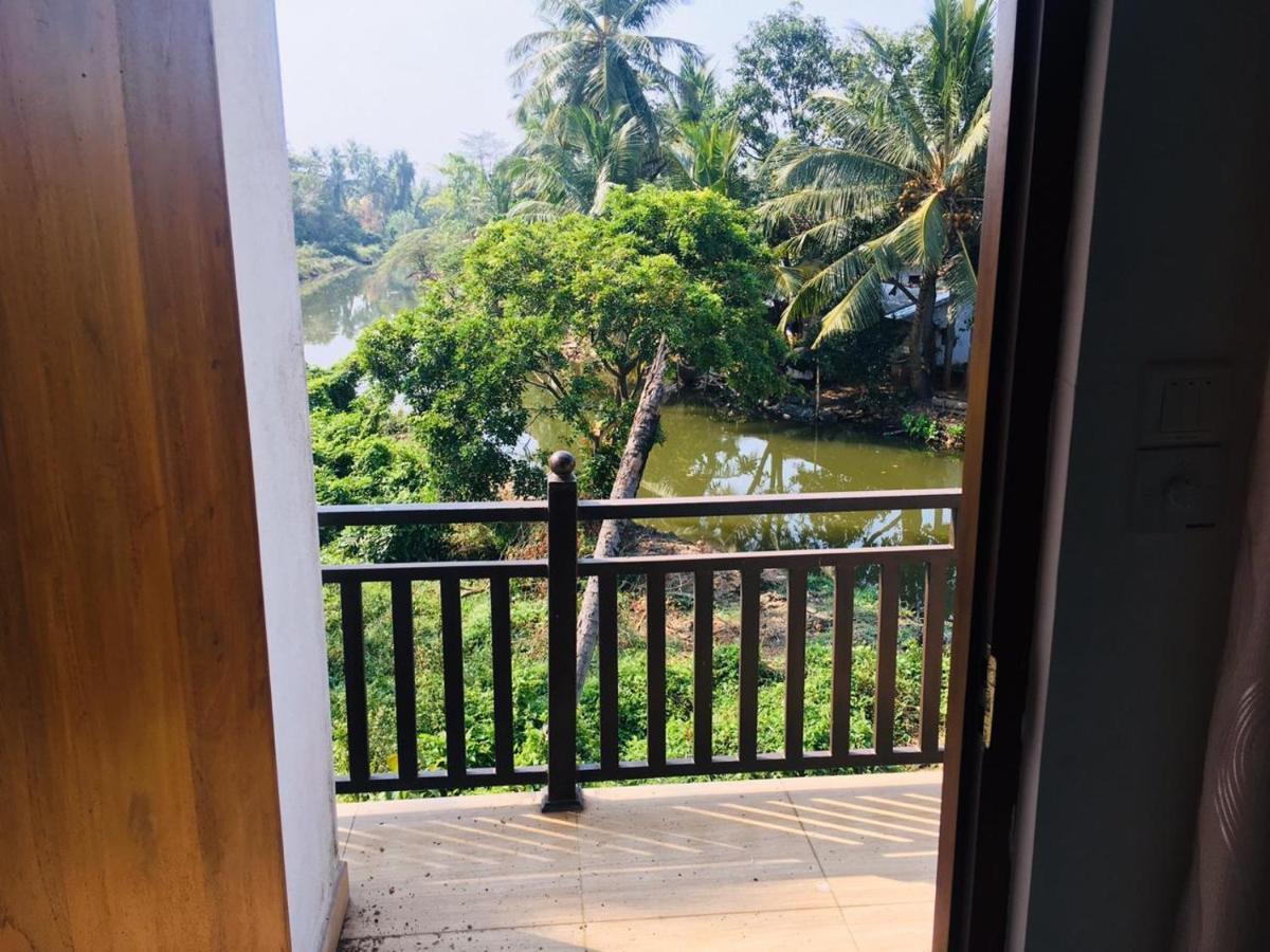 Canal'S Edge Negombo Extérieur photo